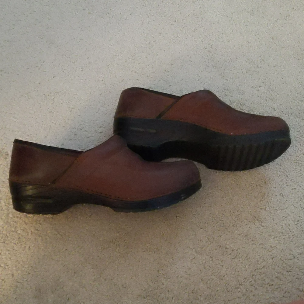 Shoes - Picture 3 of 3